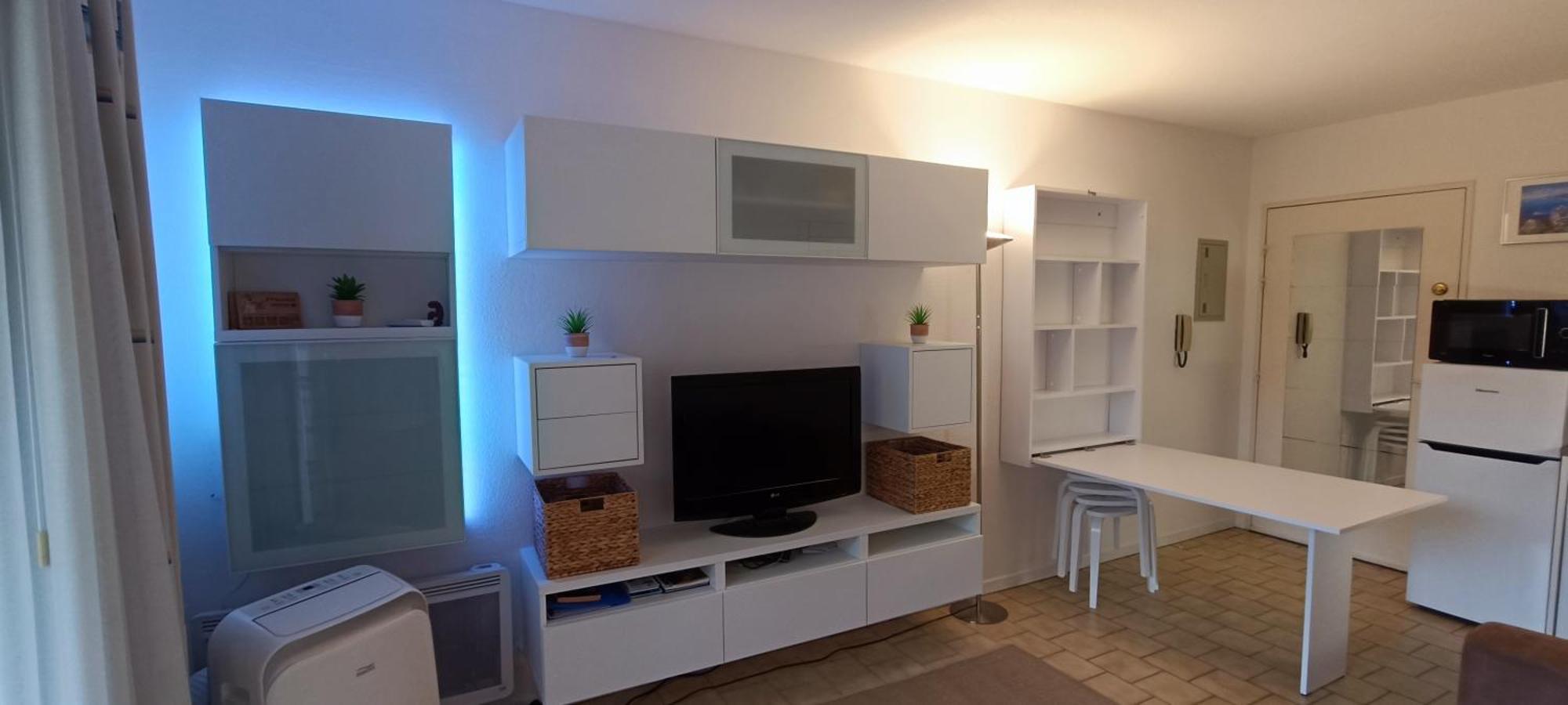 Residence Le St James Le Lavandou Bagian luar foto